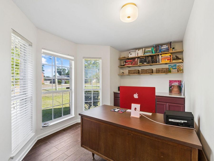 Property Image 32