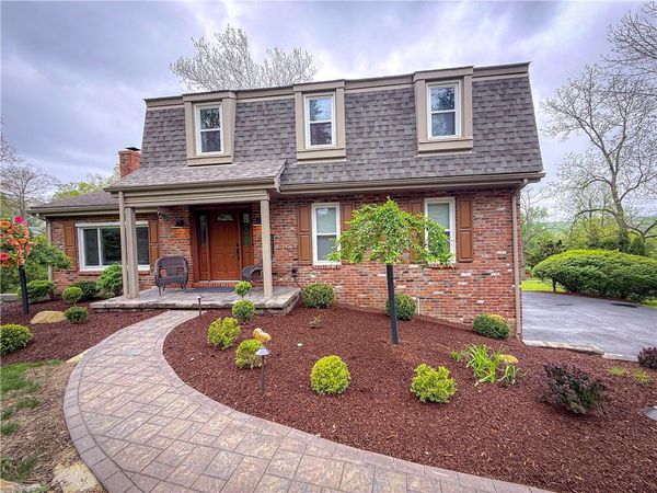 105 Mount Blaine Drive, Canonsburg, PA 15317