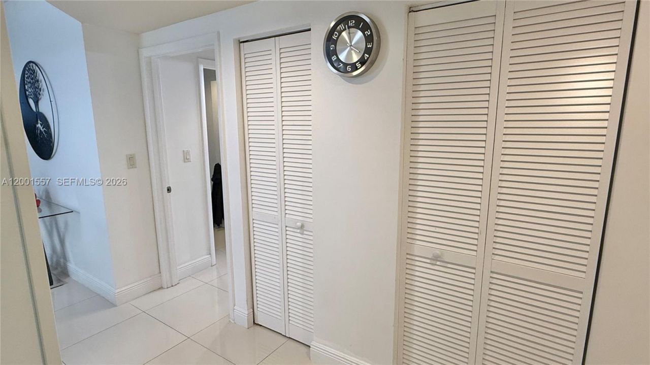 17375 Collins Ave, Unit 1006, Sunny Isles Beach, FL 33160 Photo