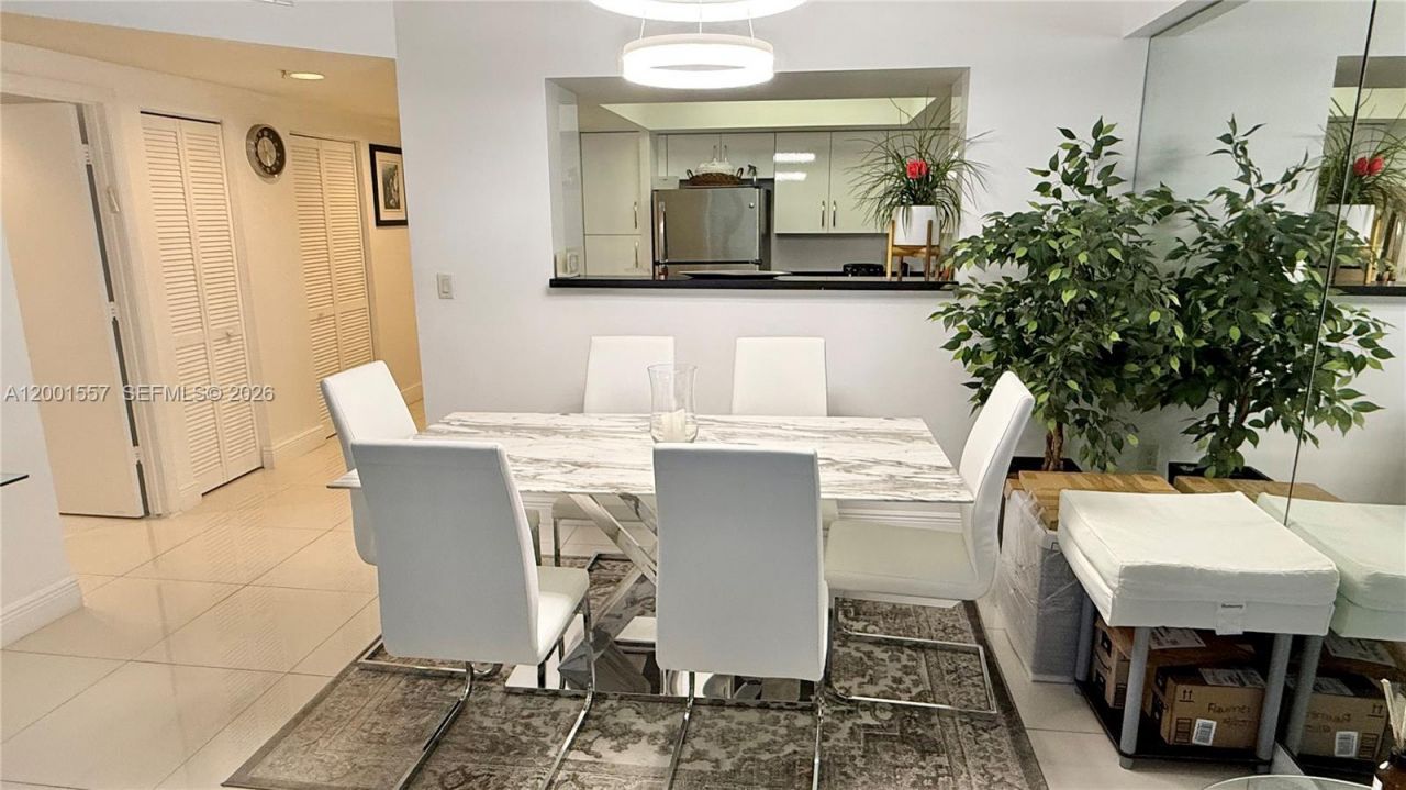 17375 Collins Ave, Unit 1006, Sunny Isles Beach, FL 33160 Photo