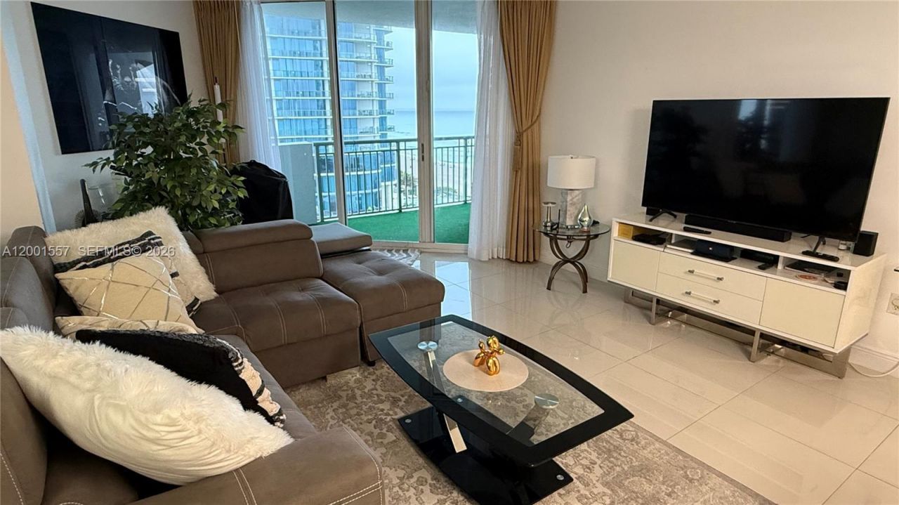 17375 Collins Ave, Unit 1006, Sunny Isles Beach, FL 33160 Photo