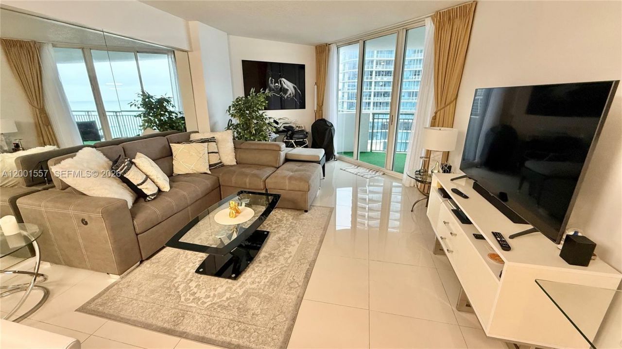 17375 Collins Ave, Unit 1006, Sunny Isles Beach, FL 33160 Photo