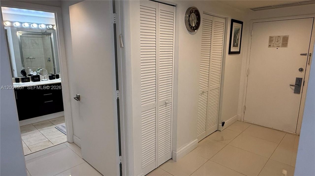 17375 Collins Ave, Unit 1006, Sunny Isles Beach, FL 33160 Photo