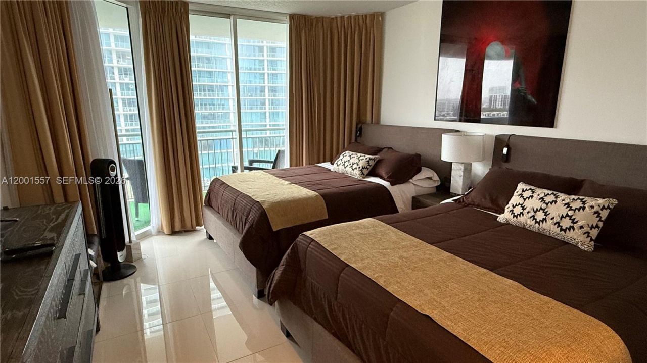 17375 Collins Ave, Unit 1006, Sunny Isles Beach, FL 33160 Photo