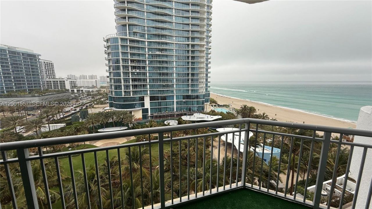 17375 Collins Ave, Unit 1006, Sunny Isles Beach, FL 33160 Photo