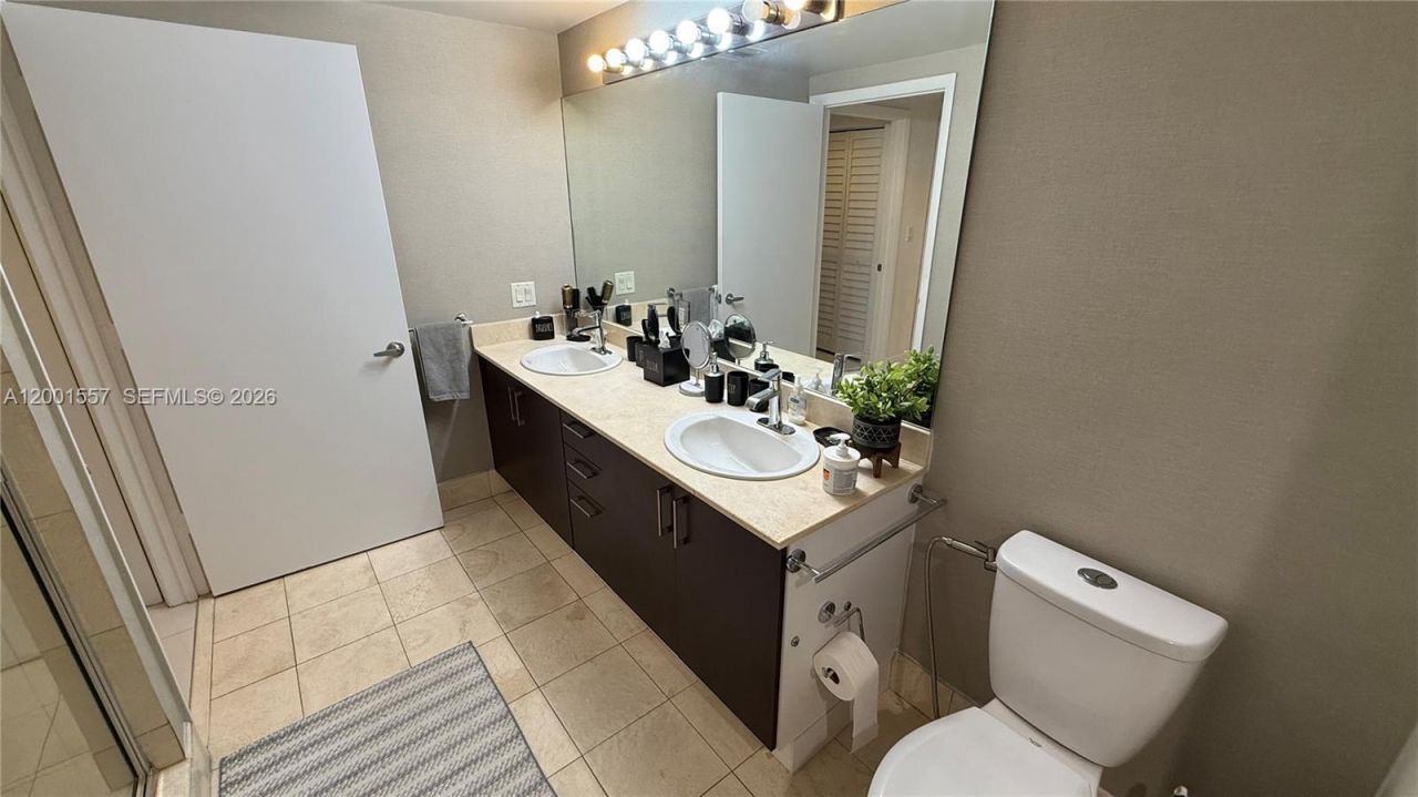 17375 Collins Ave, Unit 1006, Sunny Isles Beach, FL 33160 Photo