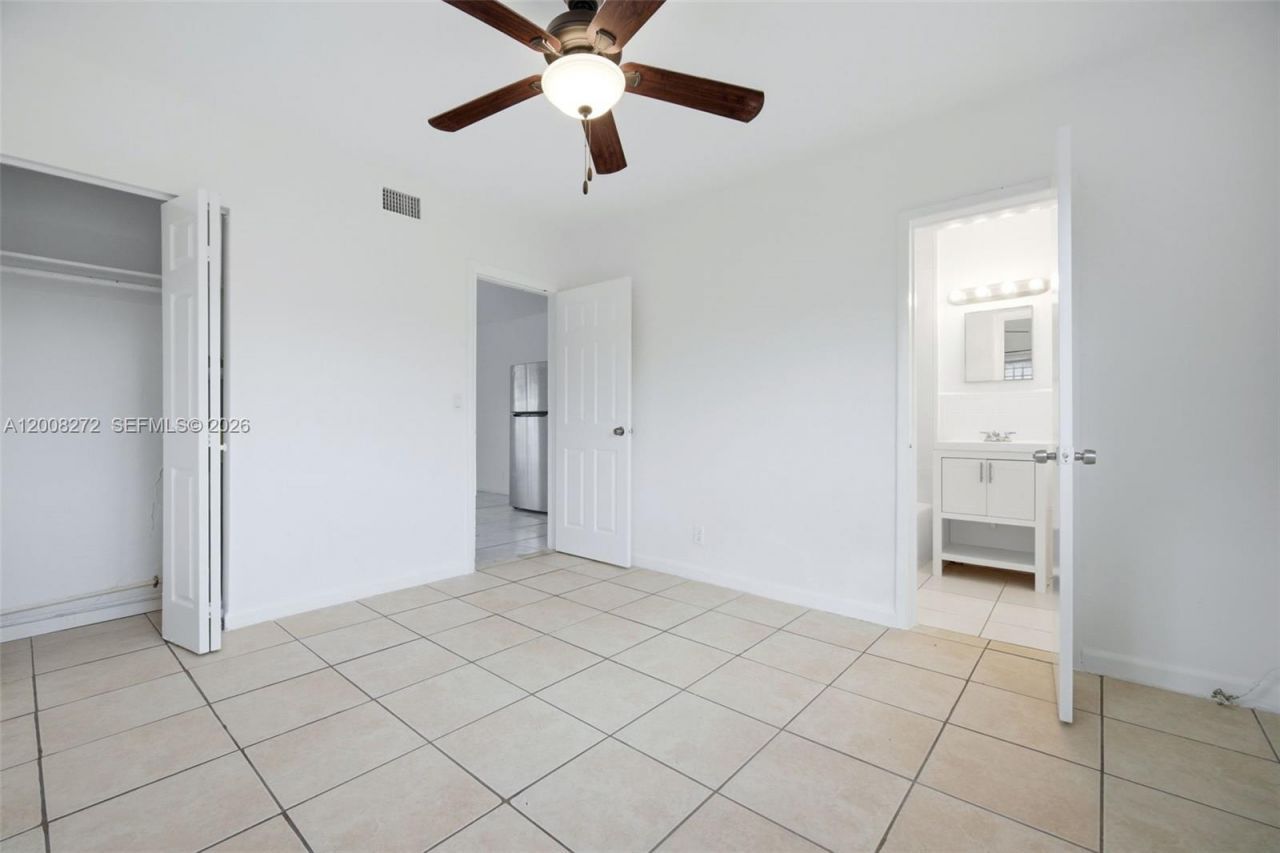 823-825 NW 9th St, Hallandale Beach, FL 33009 Photo