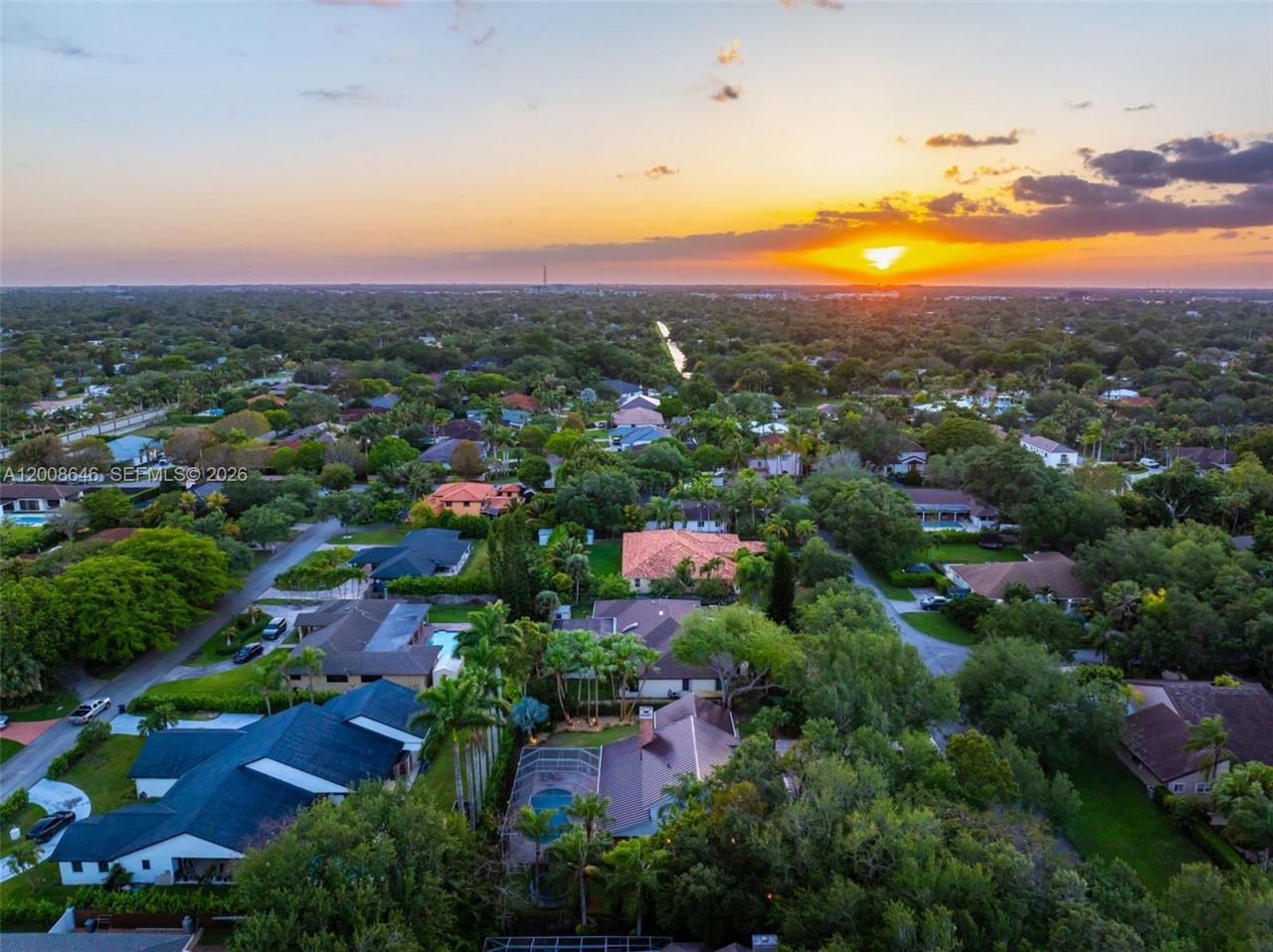 8220 SW 182nd St, Palmetto Bay, FL 33157 Photo