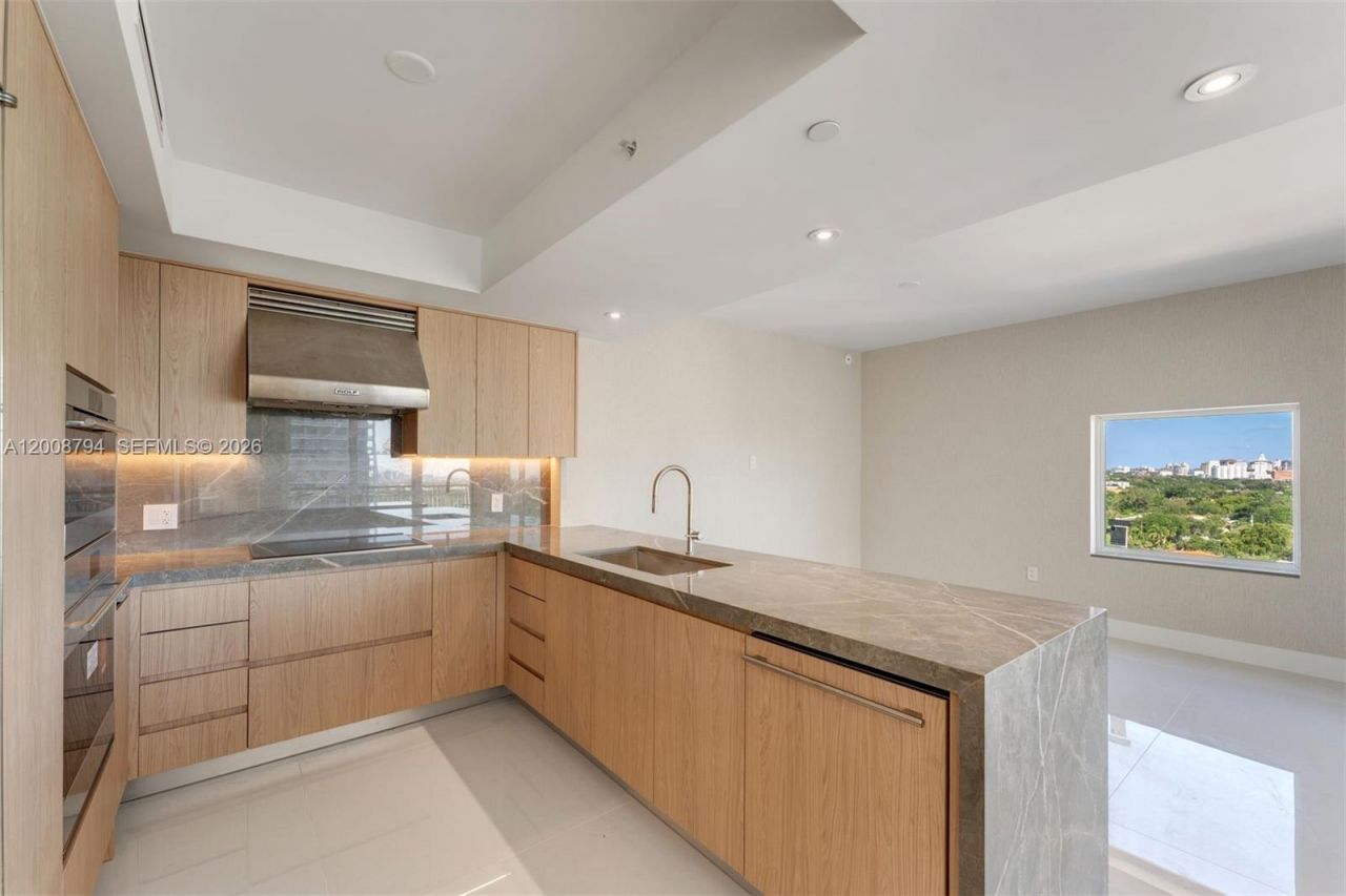 3350 SW 27th Ave, Unit 1406, Miami, FL 33133 Photo