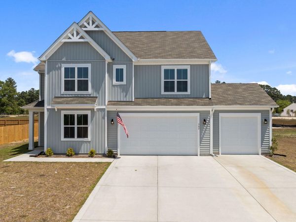 362 Summer Wind Way, Aberdeen, NC 28315