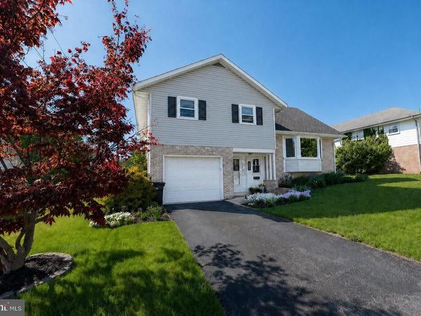 324 HOLLAND STREET, SHILLINGTON, PA 19607