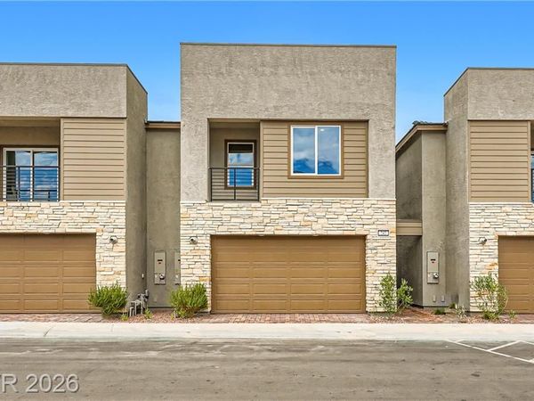 242 White Crest Peak Avenue , Henderson, NV 89015