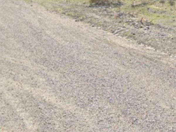 2370 S Oakridge Avenue , Pahrump, NV 89048