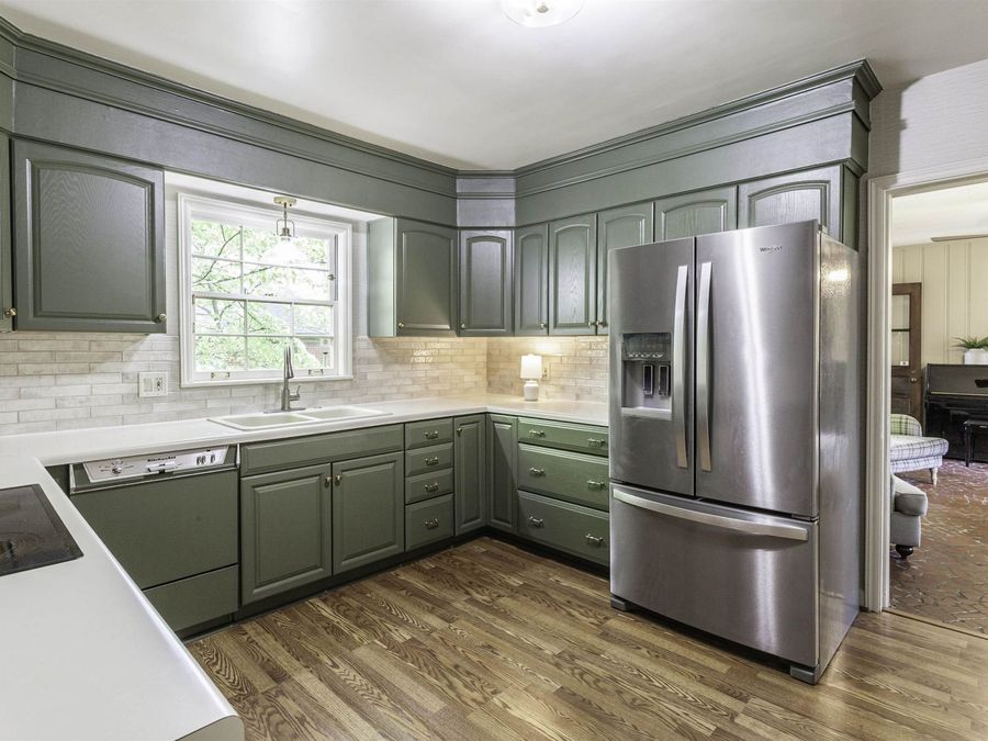 Property Image 6