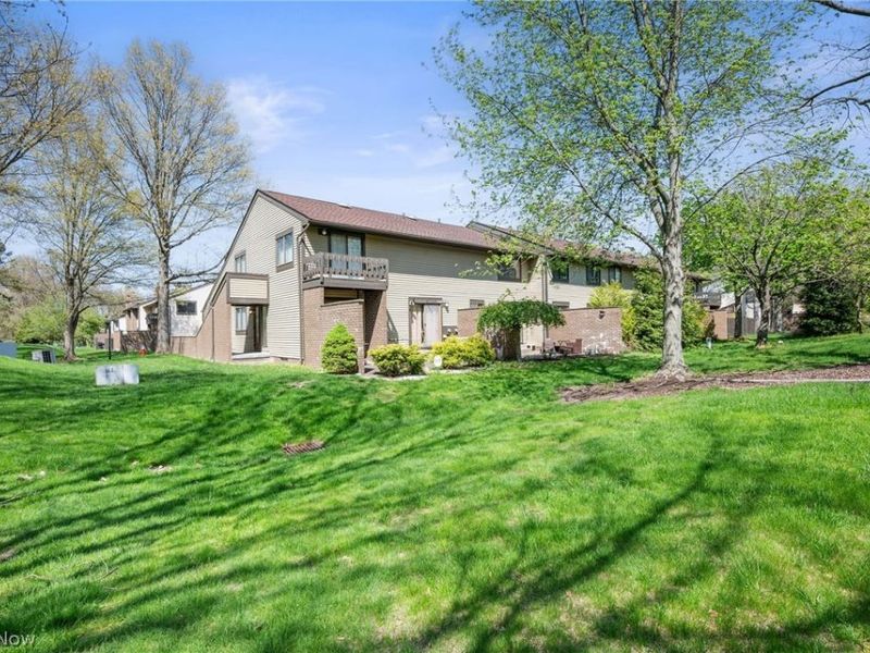 4442 Habersham Lane S, Richmond Heights, OH 44143 Photo 23