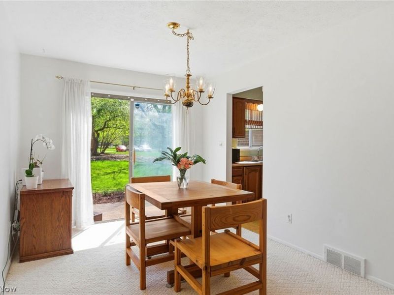 4442 Habersham Lane S, Richmond Heights, OH 44143 Photo 5