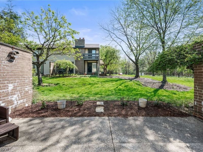 4442 Habersham Lane S, Richmond Heights, OH 44143 Photo 6