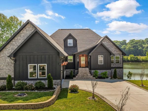 9712 Tranquility Lane, Kodak, TN 37764