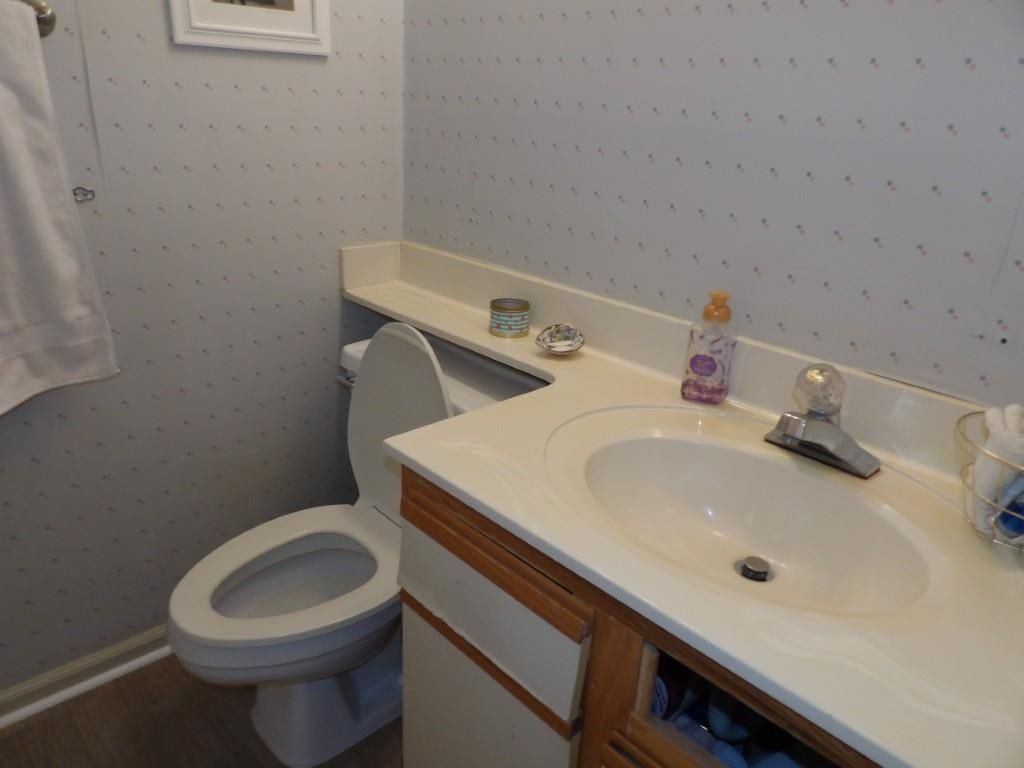 1100 Possum Trot Rd. Photo 15