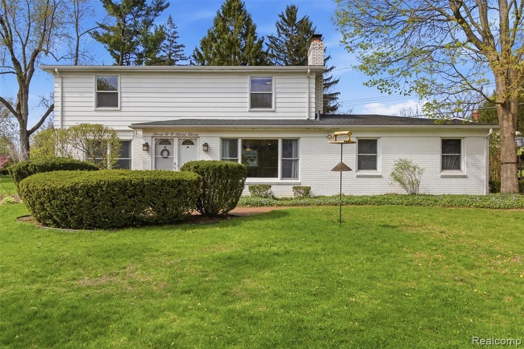 30033 Beacontree Street, Farmington Hills, MI 48331 Main Photo