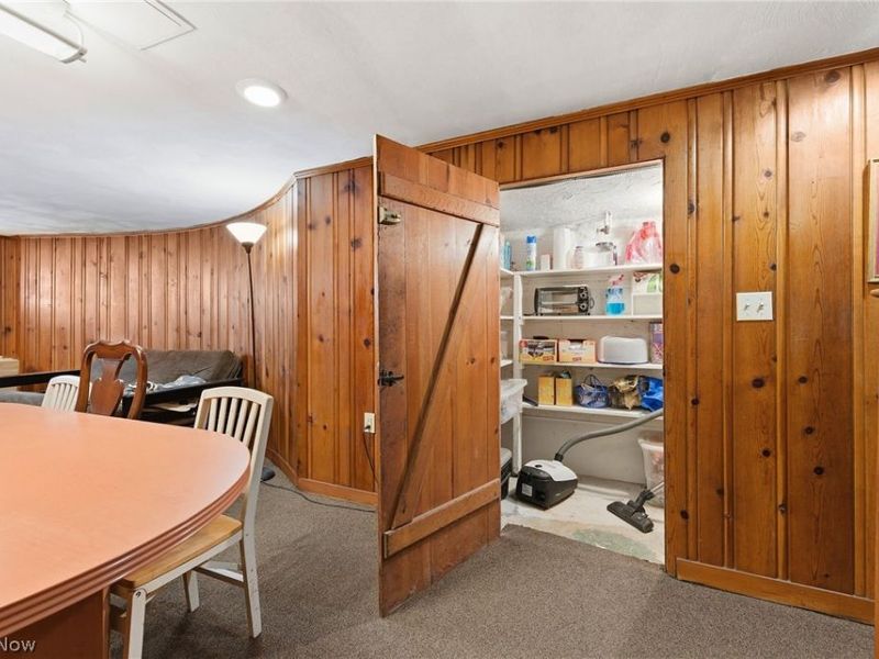 21012 Halburton Road, Beachwood, OH 44122 Photo 38