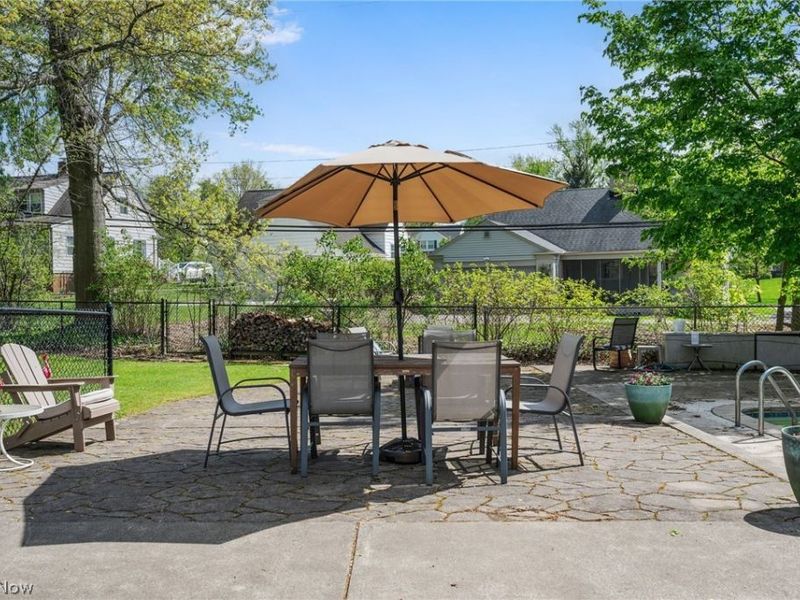 21012 Halburton Road, Beachwood, OH 44122 Photo 47