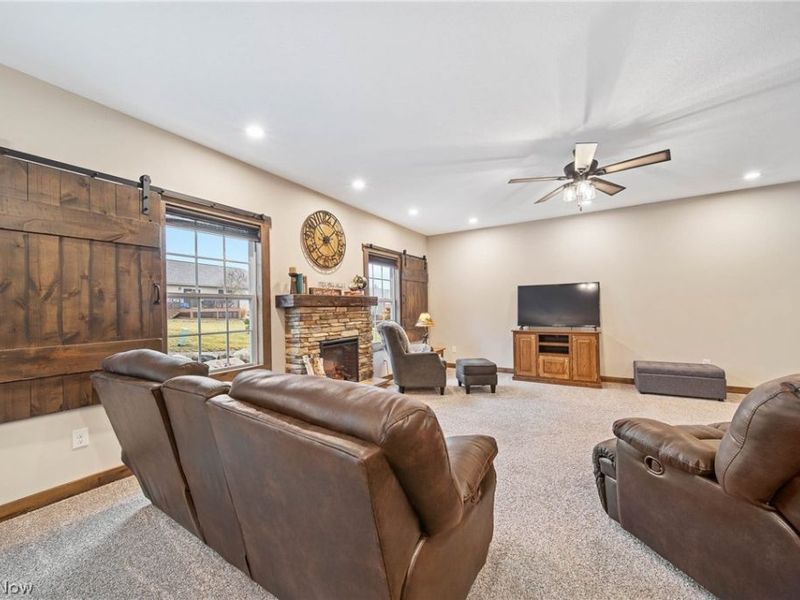 31 Shannon Drive, Apple Creek, OH 44606 Photo 8