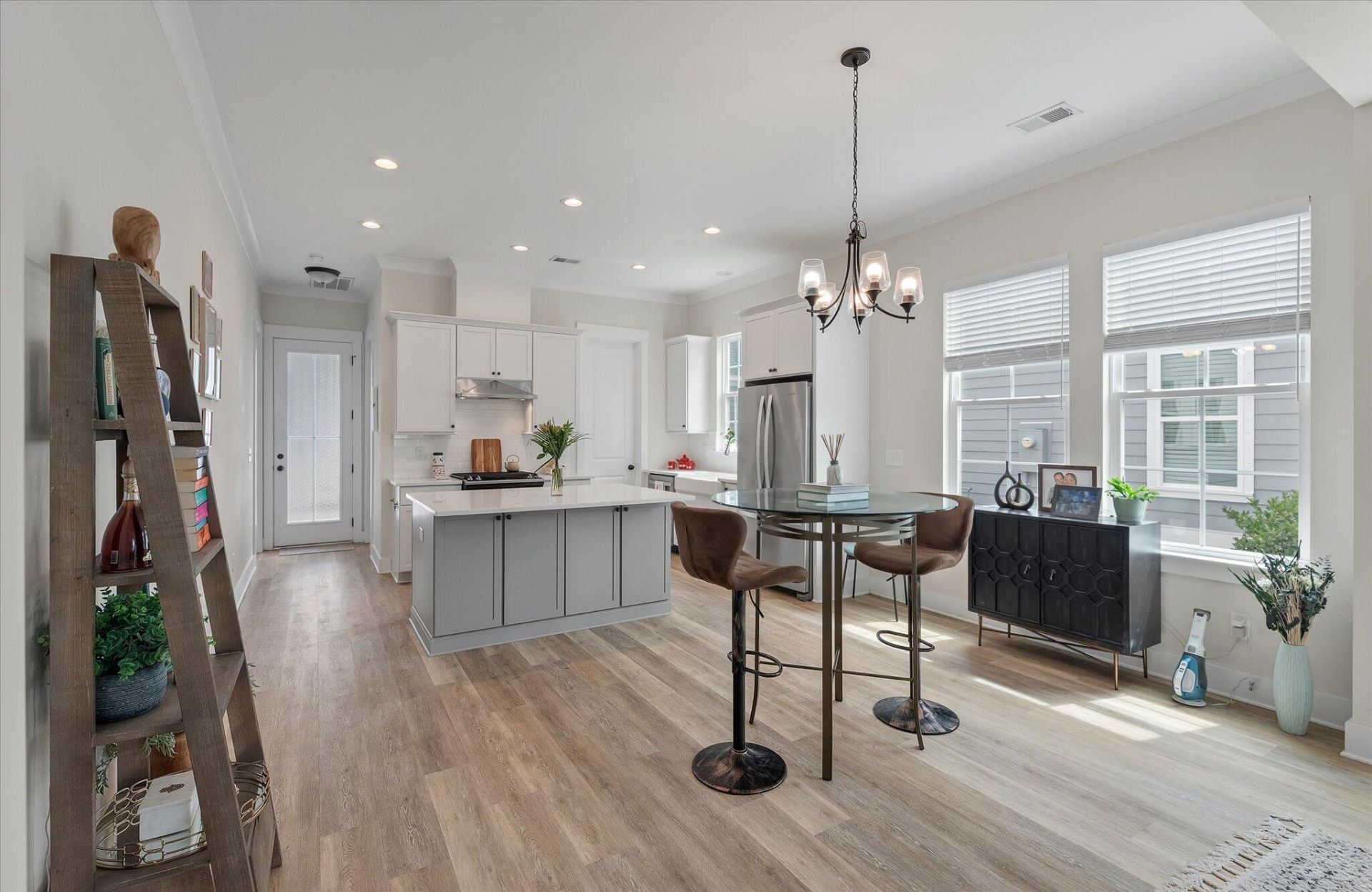 1894 Brittlebush Lane Photo 10