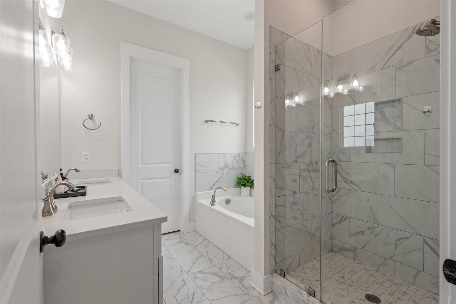 1894 Brittlebush Lane Photo 16