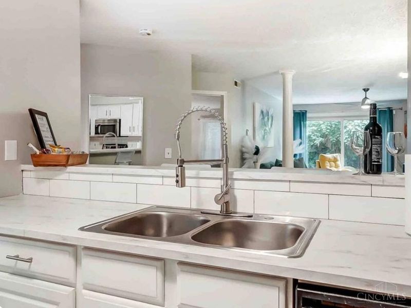 7887 Ramble, Unit 4-103, Springfield Twp., OH 45231 Photo 8