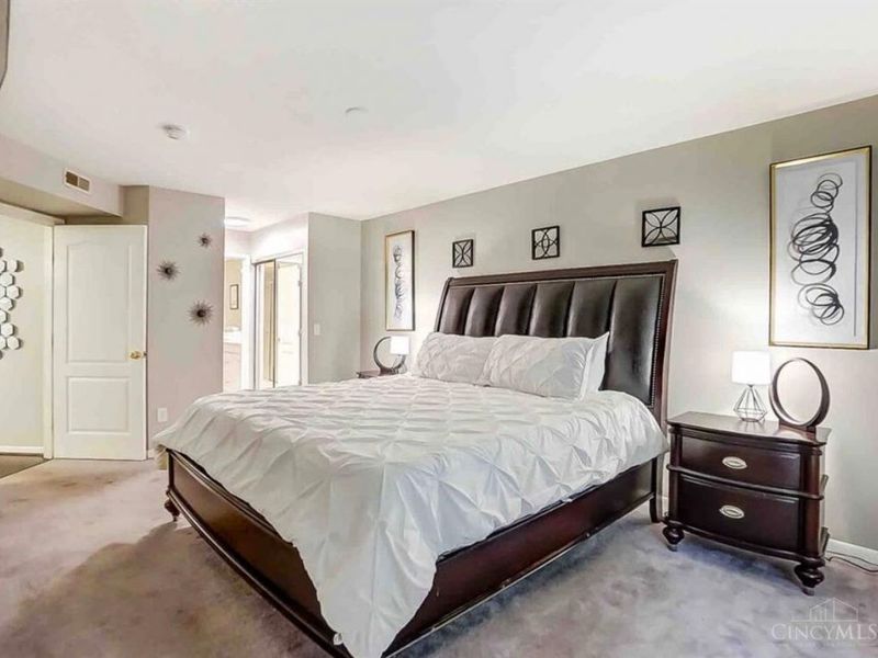 7887 Ramble, Unit 4-103, Springfield Twp., OH 45231 Photo 9