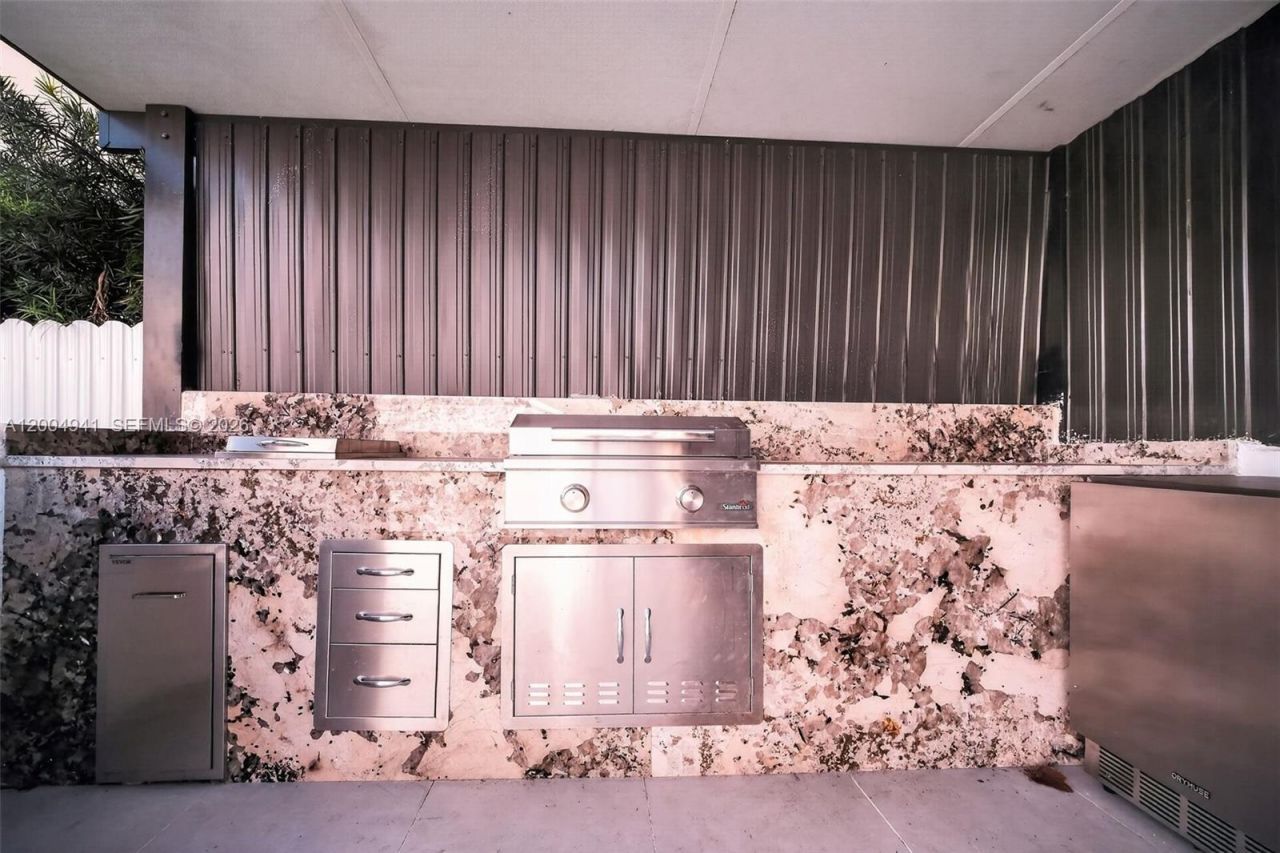 14471 SW 136th Pl, Miami, FL 33186 Photo