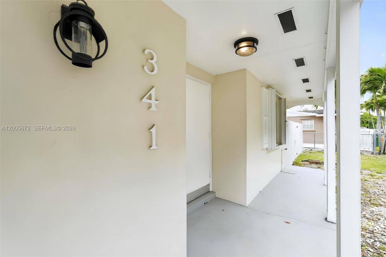 341 NW 15th St , Homestead, FL 33030 Photo