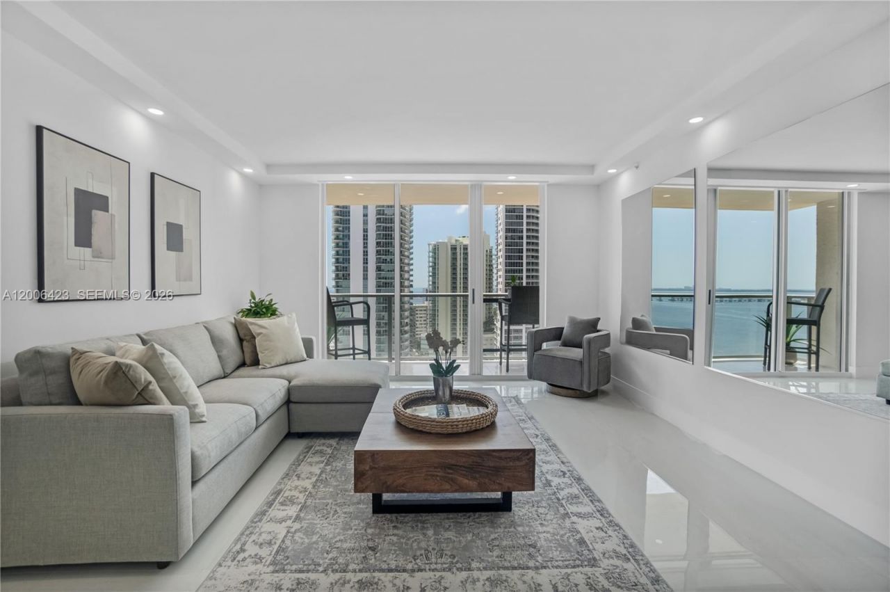 1155 Brickell Bay Dr, Unit 2003, Miami, FL 33131 Photo