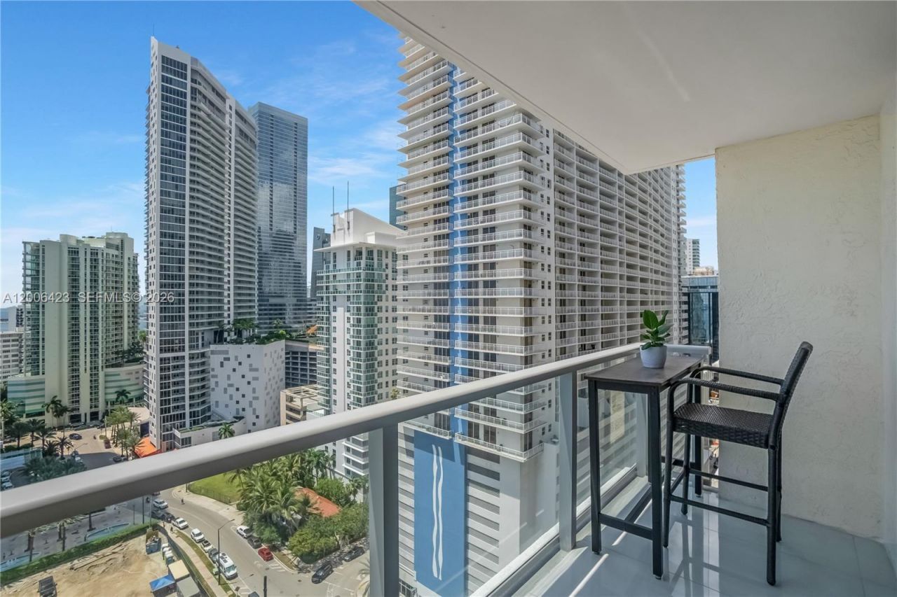 1155 Brickell Bay Dr, Unit 2003, Miami, FL 33131 Photo