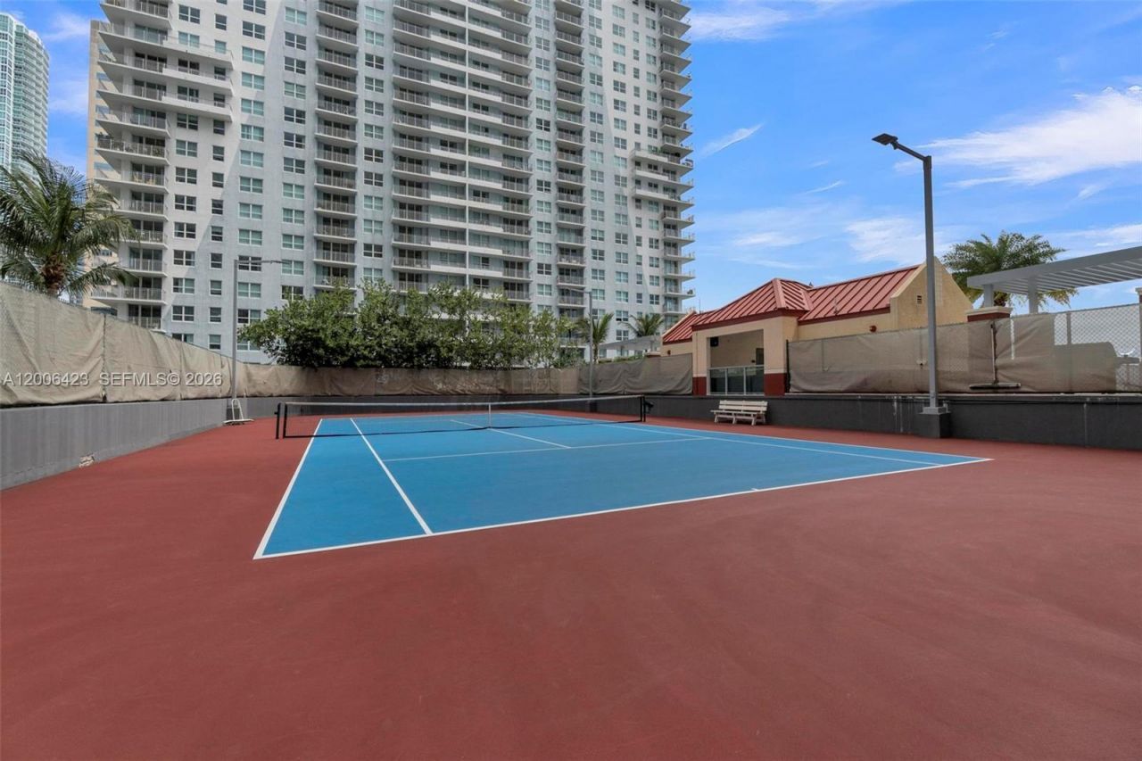 1155 Brickell Bay Dr, Unit 2003, Miami, FL 33131 Photo