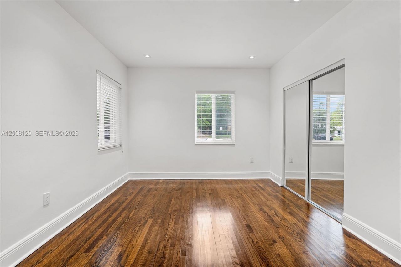 3500 Ponce De Leon Blvd , Unit Lower, Coral Gables, FL 33134 Photo