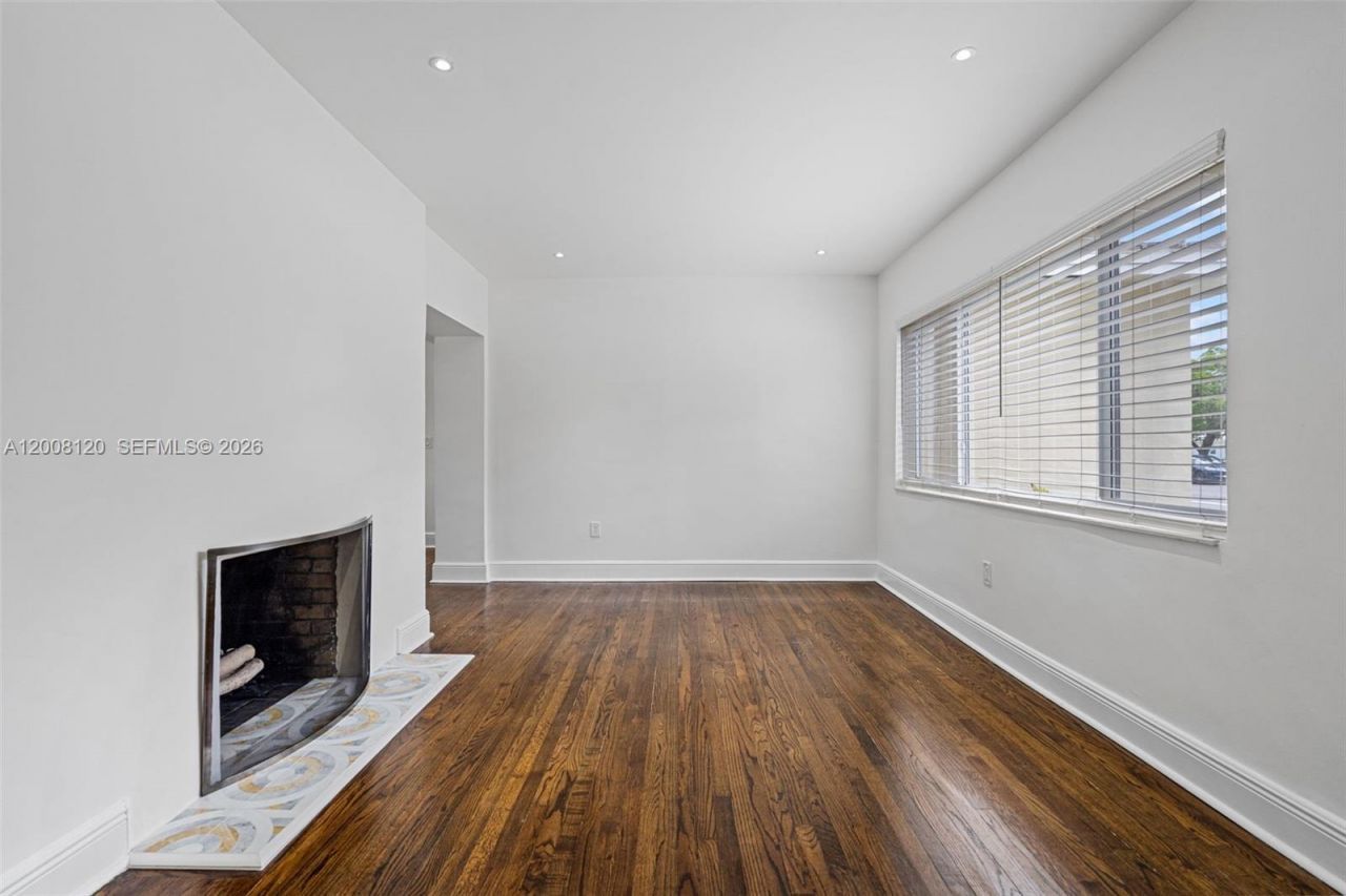 3500 Ponce De Leon Blvd , Unit Lower, Coral Gables, FL 33134 Photo