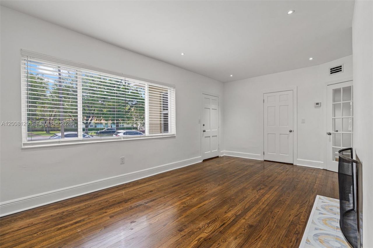 3500 Ponce De Leon Blvd , Unit Lower, Coral Gables, FL 33134 Photo