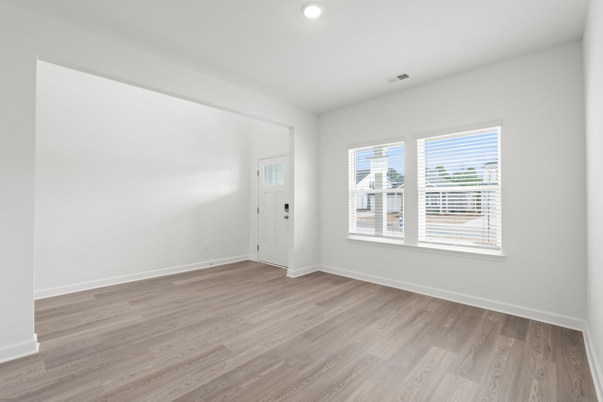 8208 Essence Dr. Photo 11