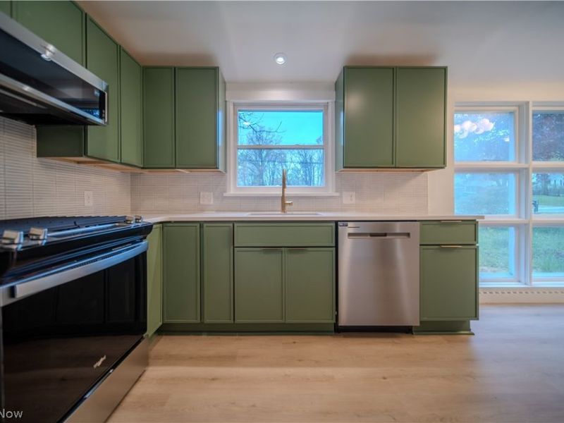 1986 Liberty Road , Stow, OH 44224 Photo 8