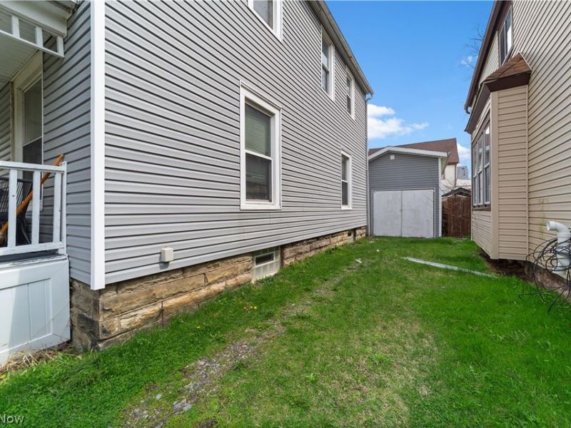 102 Water Street , Elyria, OH 44035 Photo 6