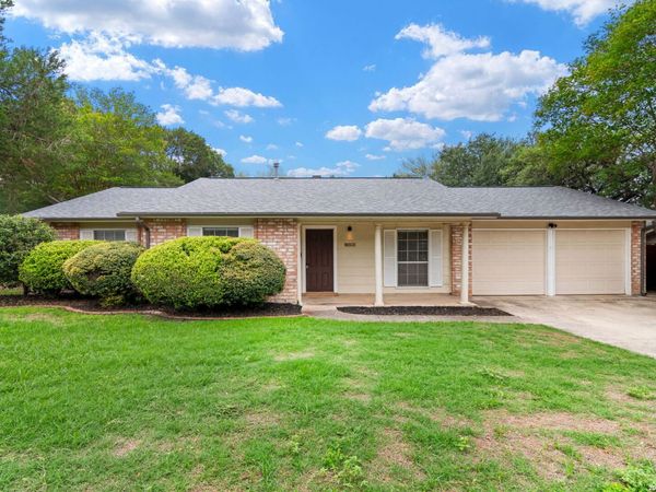 16503 Burr Hill, San Antonio, TX 78247