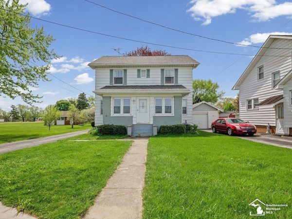 2361 Manhattan Street, Erie, MI 48133