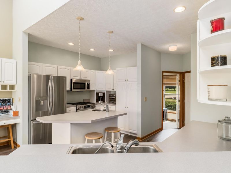 1691 E Glenhurst Drive NW, Lancaster, OH 43130 Photo 14