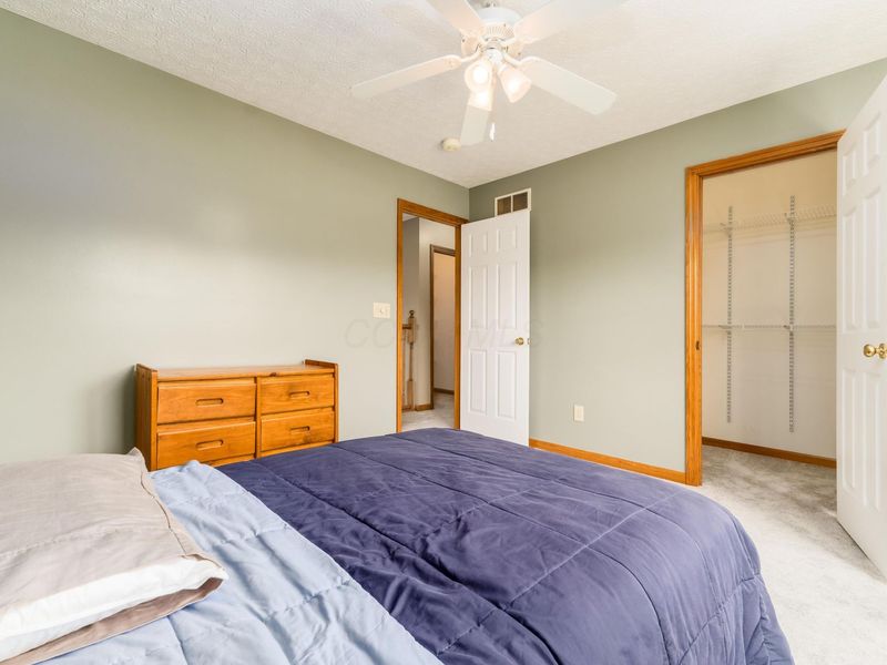 1691 E Glenhurst Drive NW, Lancaster, OH 43130 Photo 23