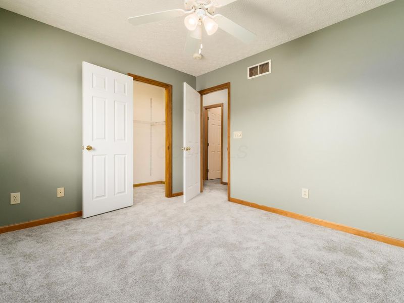 1691 E Glenhurst Drive NW, Lancaster, OH 43130 Photo 28