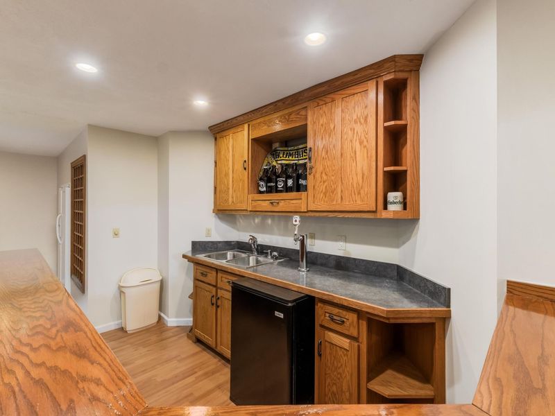 1691 E Glenhurst Drive NW, Lancaster, OH 43130 Photo 29
