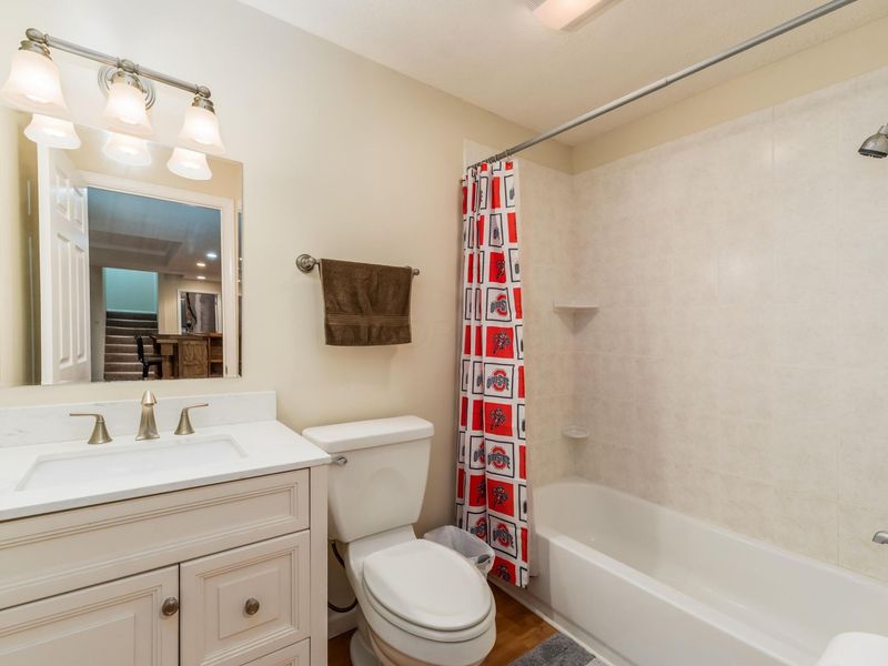 1691 E Glenhurst Drive NW, Lancaster, OH 43130 Photo 41