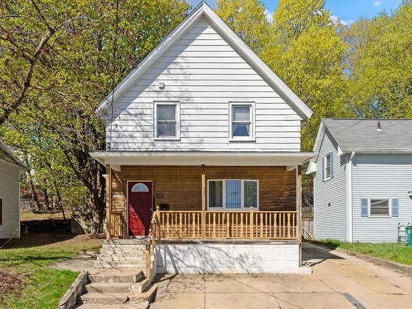 102 Canton St, Fitchburg, MA 01420